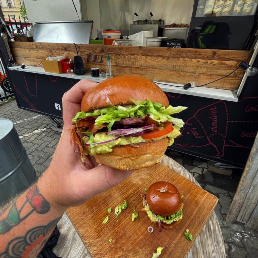  If you like burgers, you must try this one! - Picture Instagram bücheckbrno