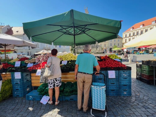 Locals and tourists alike enjoy the market’s bounty